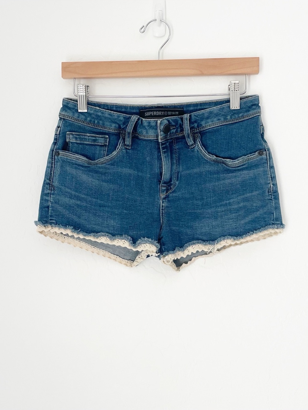 Superdry low rise lace trim mini shorts size 28